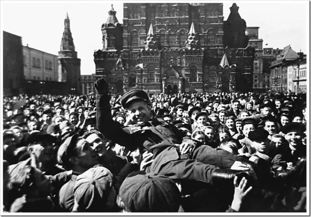 НАША ПОБЕДА В ОБЪЕКТИВЕ