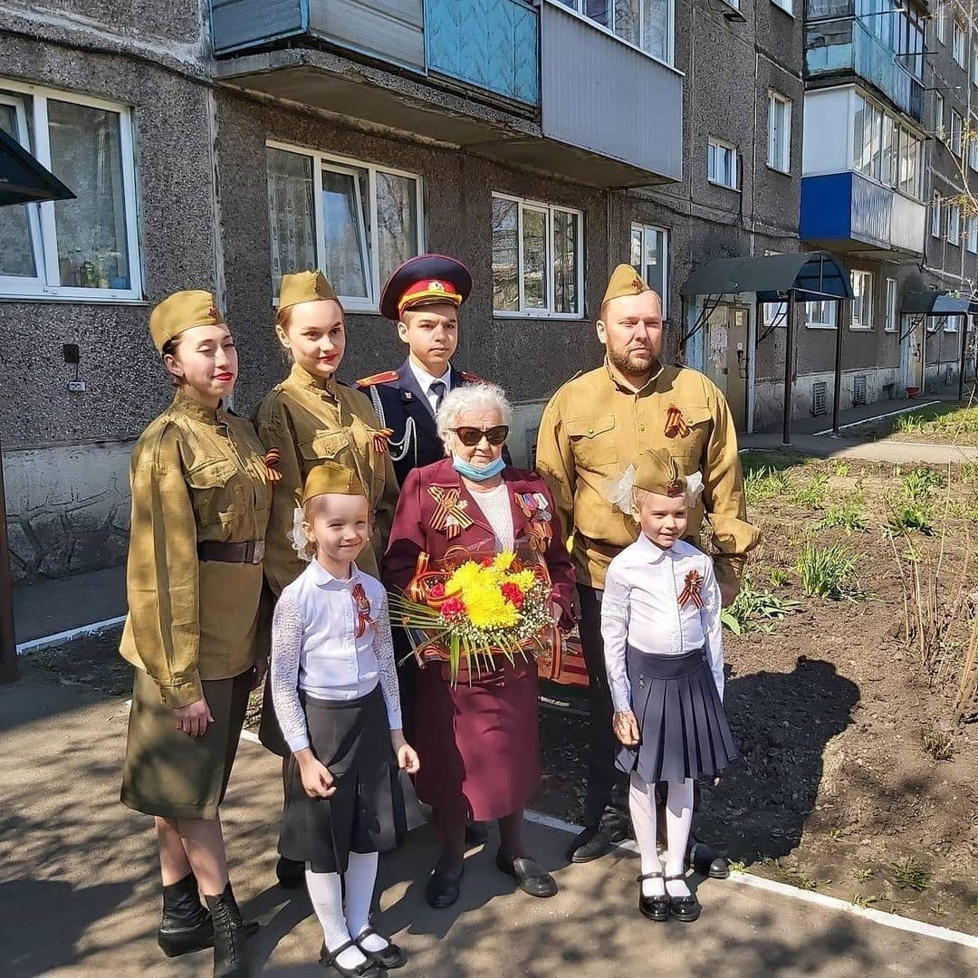 9 мая фронтовая бригада МАУК "ДЦ" Комсомолец"