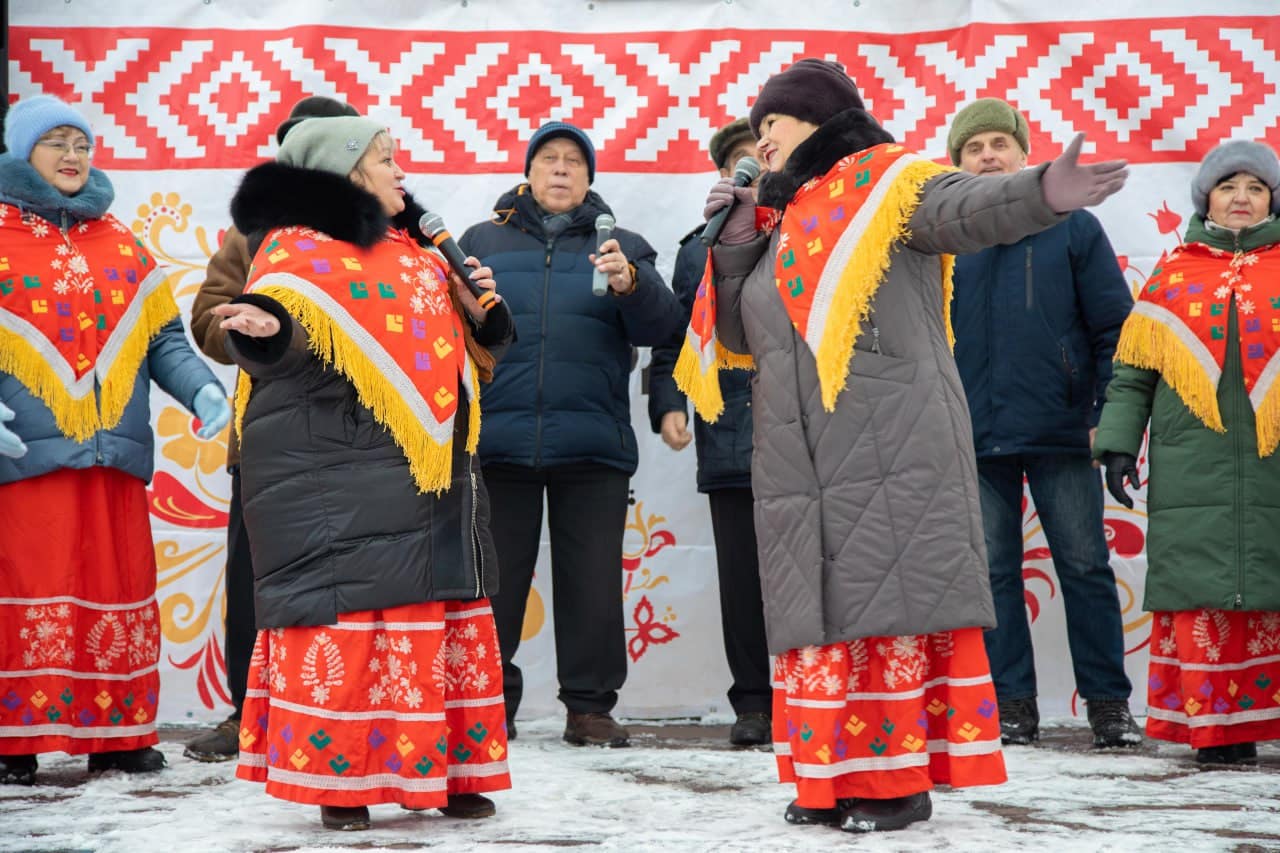 ЯРМАРОЧНЫЕ ГУЛЯНИЯ
