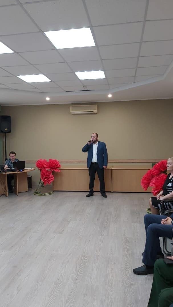 Торжественная встреча, посвящённая проводам призывников.