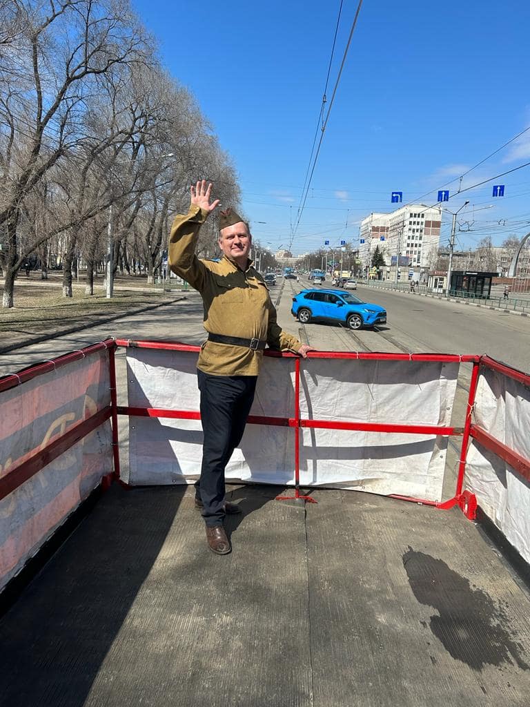 «Трамвай Победы» продолжает свое путешествие по Новокузнецку!